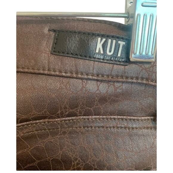 Kut from the Kloth Crocodile Embossed Faux Leather Connie Pants Size 2 - Picture 4 of 11